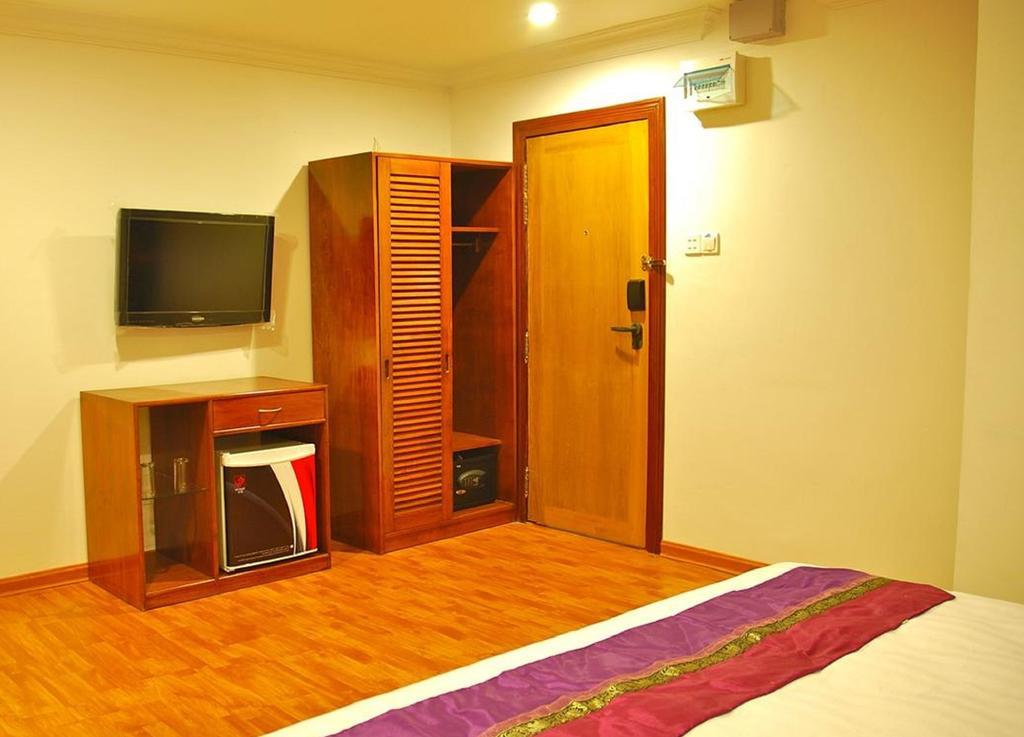 Hotel K Rangun Kültér fotó